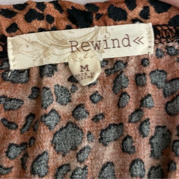 Rewind Leopard Off Shoulder Long Sleeve Button-down Blouse Top Tan Black Medium - Picture 7 of 12
